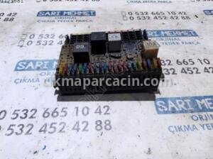 ÇIKMA VW TRANSPORTER T4 SİGORTA KUTUSU 357937039 – Konya Çıkma Parça OEM 357937039