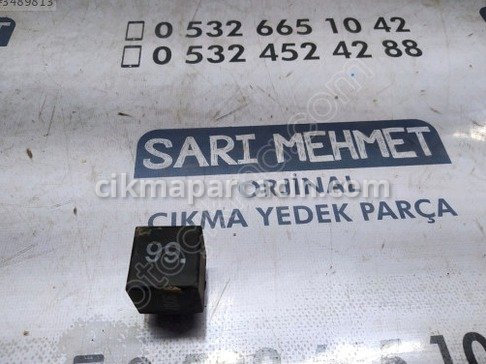 Volkswagen Transporter Röle çıkma parça