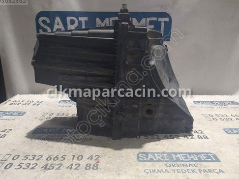 Volkswagen Transporter Hava Filtresi Kutusu çıkma parça