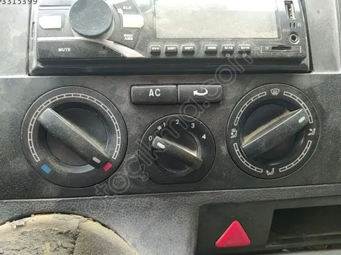 Volkswagen Transporter Klima Kontrol Paneli çıkma parça - SARI MEHMET OTO YEDEK PARÇA Konya