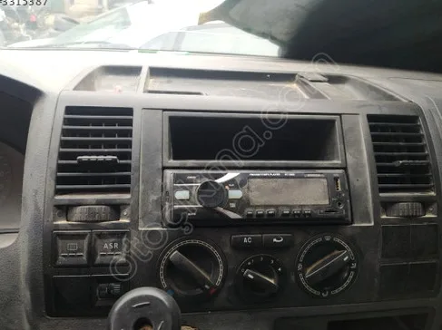 Volkswagen Transporter Havalandırma Izgaraları çıkma parça - SARI MEHMET OTO YEDEK PARÇA Konya