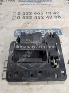 ÇIKMA VW TRANSPORTER T5 SOL ARKA İÇ KAPI KOLU 7H0829309 – Konya Çıkma Parça