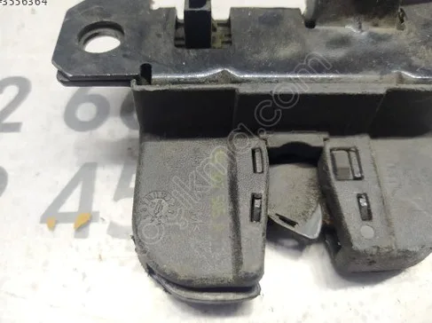 Volkswagen Transporter Bagaj Kilidi çıkma parça - SARI MEHMET OTO YEDEK PARÇA Konya