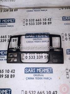 ÇIKMA VW TRANSPORTER T5 TEYP ÇERCEVESİ – Konya Çıkma Parça