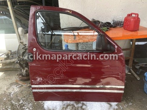 Citroen Berlingo Sağ Ön Kapı çıkma parça