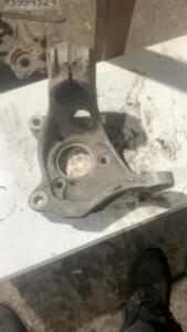 Çıkma Passat B8 Taşıyıcı 5Q0407258C – Volkswagen Oto Parça – Çıkma İzmir