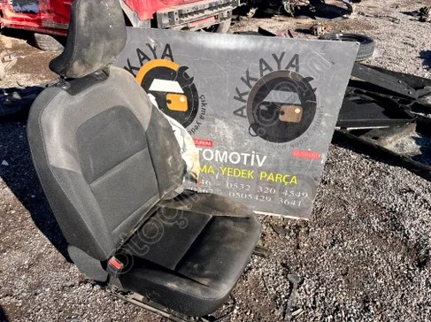 Renault Clio Şoför Koltuğu çıkma parça