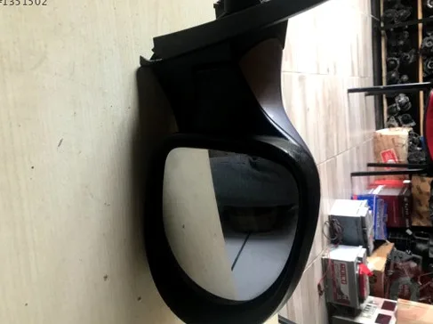 Renault Clio Sağ Dış Ayna çıkma parça - Karma Oto Çıkma Trabzon