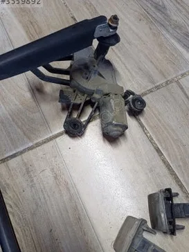 Citroen Berlingo Silecek Motoru çıkma parça - Karma Oto Çıkma Trabzon