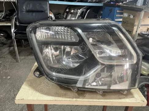 Dacia Duster Sağ Ön Far çıkma parça - T-F-M OTOMOTİV SAKARYA