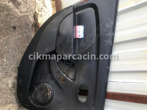 Dacia Sandero Kapı Döşemesi çıkma parça