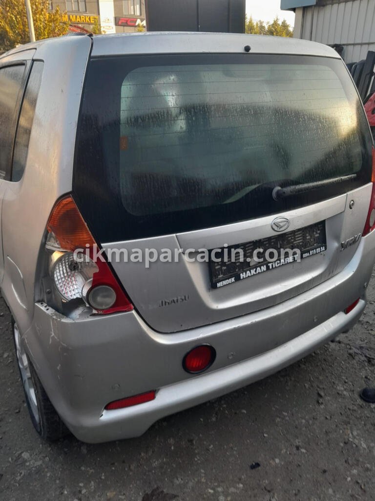 Daihatsu YRV Vites Kolu çıkma parça