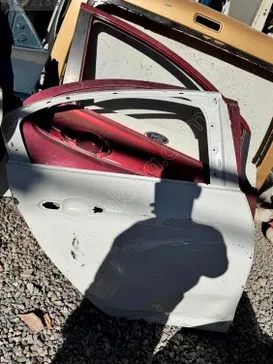 Fiat Egea Sağ Arka Kapı çıkma parça - ANKA OTO YEDEK PARÇA İZMİR