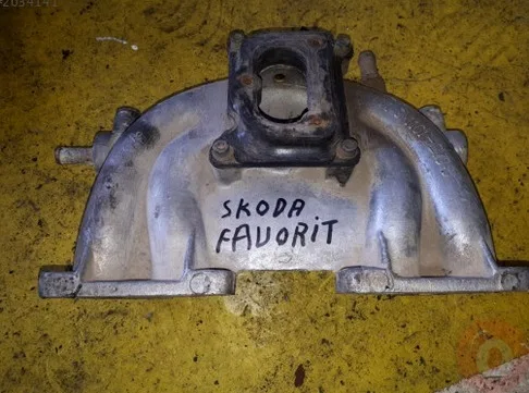 Skoda Fabia Emme Manifoldu çıkma parça - ÇIKMACI 41 KOCAELİ