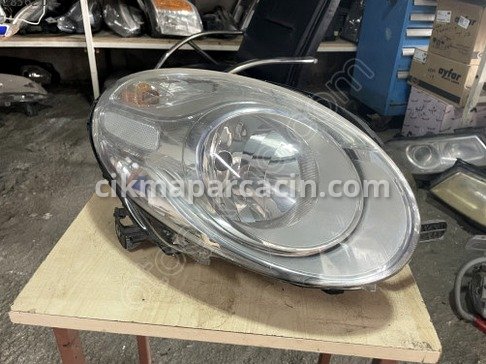 Fiat 500 Sağ Ön Far çıkma parça