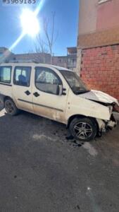 Fiat Doblo 1.9 Jtd Sağ Ön Arka Kapılar Ve Camlar – Dolu Set – Çıkma İzmir