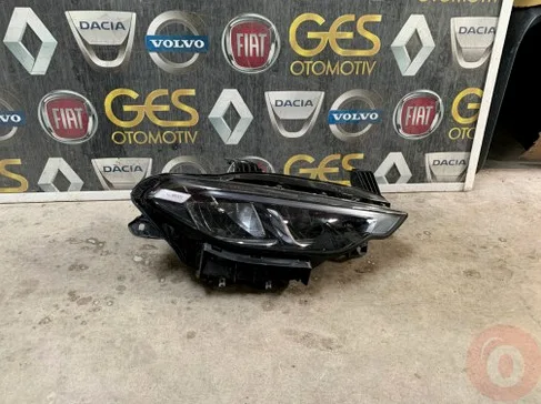 Fiat Egea Sağ Ön Far çıkma parça - ANKA OTO YEDEK PARÇA İZMİR