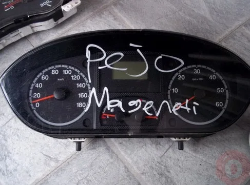 Fiat Punto Gösterge Paneli çıkma parça - ÇIKMACI 41 KOCAELİ