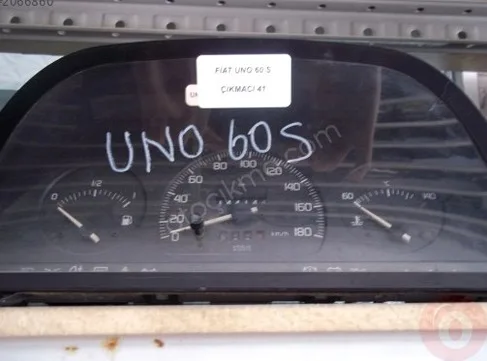 Fiat Uno Gösterge Paneli çıkma parça - ÇIKMACI 41 KOCAELİ