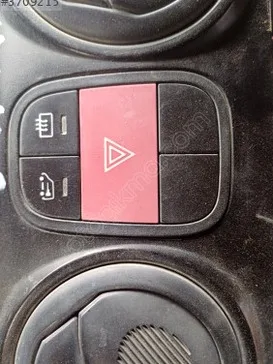 Fiat Fiorino Flaşör Düğmesi çıkma parça - Karma Oto Çıkma Trabzon