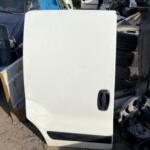 Fiat Fiorino Sağ Sürgülü Kapı çıkma parça - Karma Oto Çıkma Trabzon