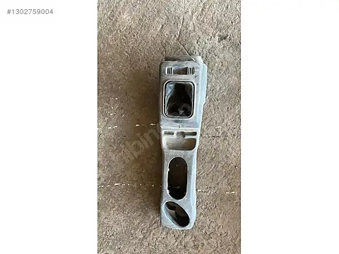 Ford Tourneo Connect Orta Konsol çıkma parça - GÜNAYLAR OTO Kütahya
