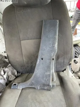 Ford Tourneo Connect Çeki Demir Kapağı çıkma parça - Karma Oto Çıkma Trabzon