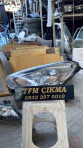 FORD COURİER SOL BEYAZ FAR – Sakarya Çıkma Parça