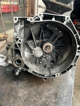 Ford Fiesta Şanzıman Komple çıkma parça - Karma Oto Çıkma Trabzon