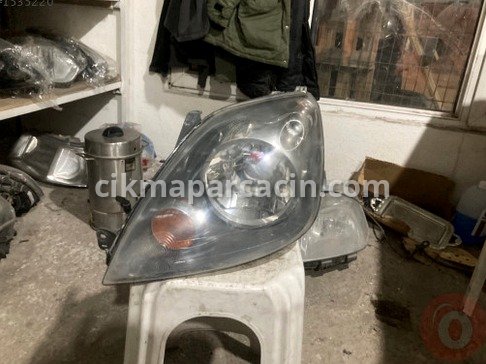 Ford Fiesta Sol Ön Far çıkma parça