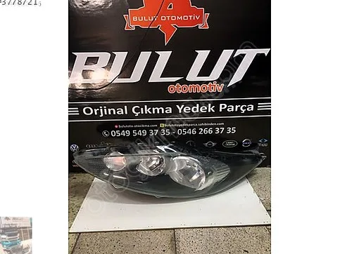 Ford Fiesta Sağ Ön Far çıkma parça - ANKA OTO YEDEK PARÇA İZMİR