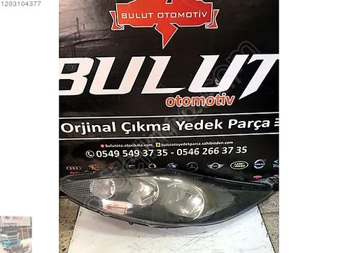 Ford Fiesta Sağ Ön Far çıkma parça - ANKA OTO YEDEK PARÇA İZMİR