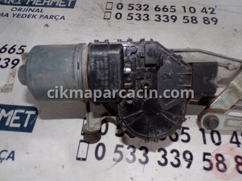 Ford Focus Silecek Motoru çıkma parça