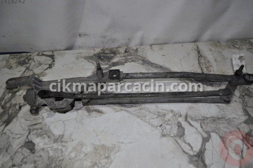 Ford Focus Silecek Motoru çıkma parça