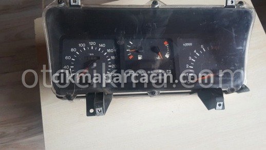 Ford Sierra Kilometre Saati çıkma parça
