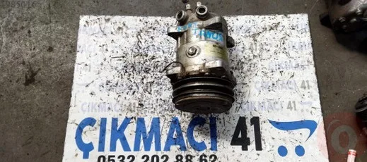 Ford Taunus Klima Kompresörü çıkma parça - ÇIKMACI 41 KOCAELİ