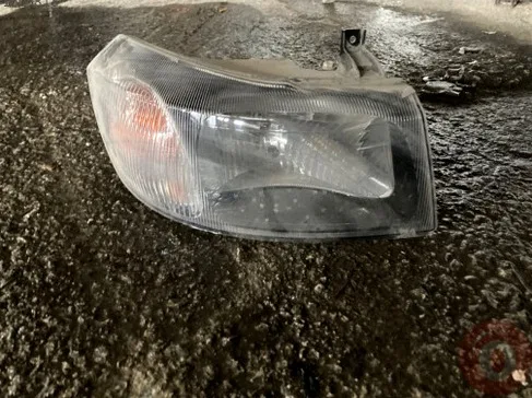 Ford Transit Sağ Ön Far çıkma parça - T-F-M OTOMOTİV SAKARYA