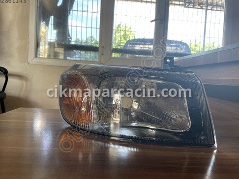 Ford Transit Sağ Ön Far çıkma parça