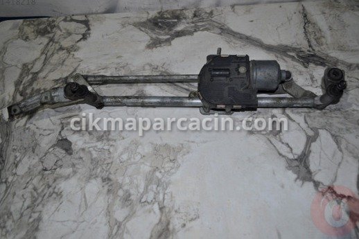 Volkswagen Golf Silecek Motoru çıkma parça