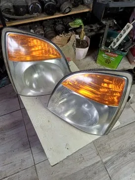 Hyundai H100 Sol Ön Far çıkma parça - Karma Oto Çıkma Trabzon