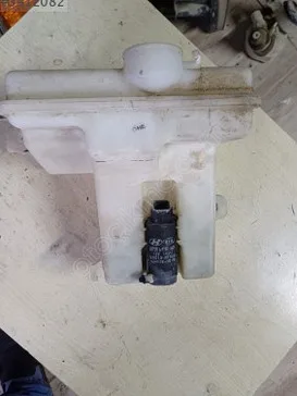 Hyundai H100 Silecek Suyu Deposu çıkma parça - Karma Oto Çıkma Trabzon