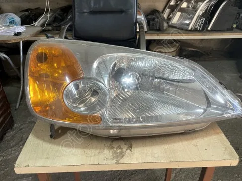 Honda Civic Sağ Ön Far çıkma parça - T-F-M OTOMOTİV SAKARYA