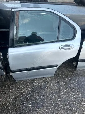 Honda Civic Sol Arka Kapı çıkma parça - ANKARA JAPON ANKARA