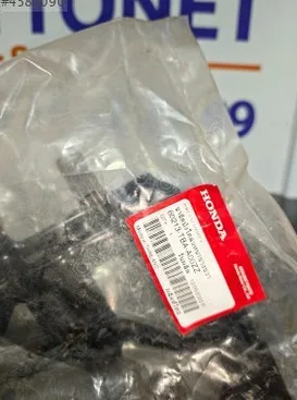 Honda Jazz Kapı Menteşesi çıkma parça - OTTO CAR ÇIKMA PARÇA SAKARYA