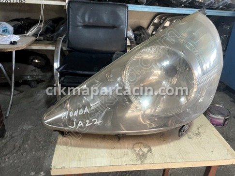 Honda Jazz Sol Ön Far çıkma parça