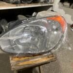Hyundai Accent Sağ Ön Far çıkma parça - T-F-M OTOMOTİV SAKARYA