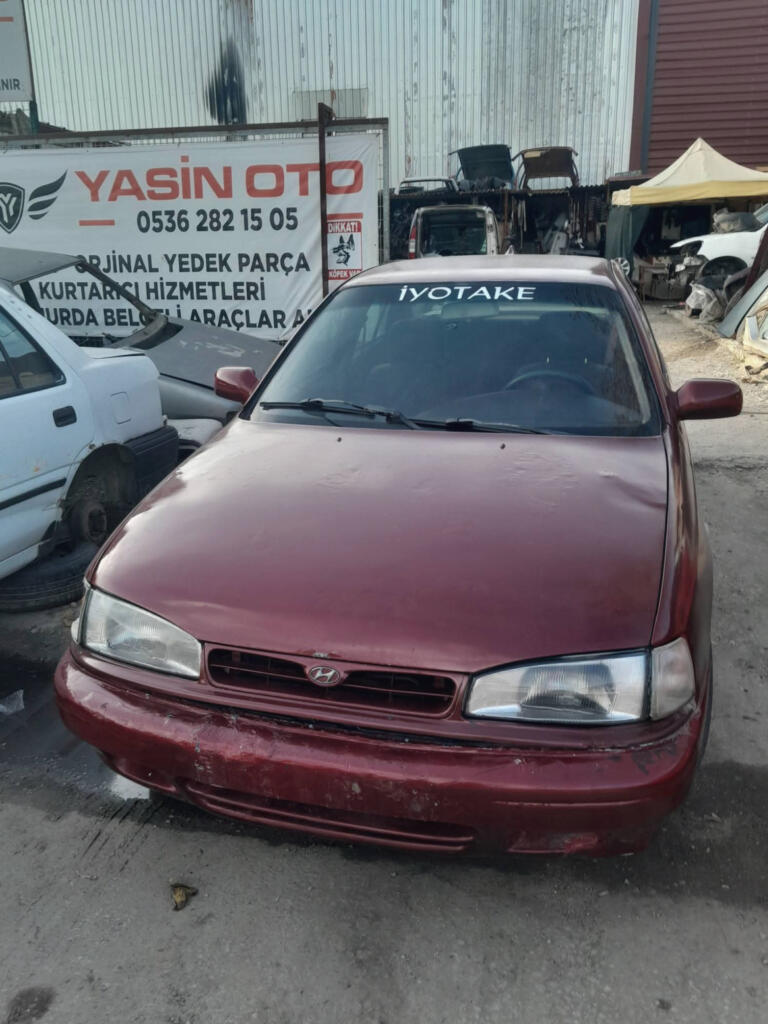 Hyundai Elantra Stop Lambası çıkma parça