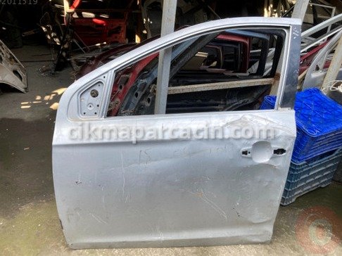 Hyundai i20 Sol Ön Kapı çıkma parça