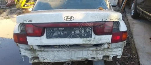 Hyundai Sonata Sol Arka Stop çıkma parça - ÇIKMACI 41 KOCAELİ