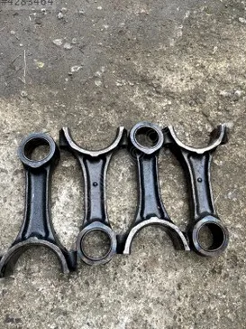 Isuzu Trooper Piston Kolu çıkma parça - Karma Oto Çıkma Trabzon